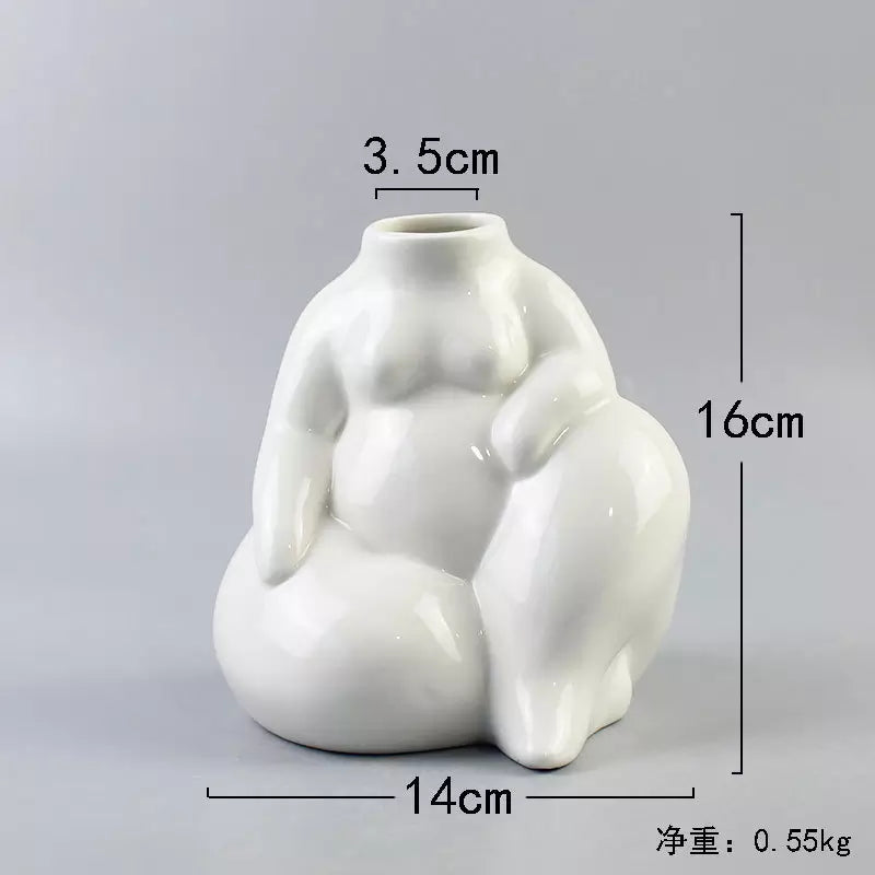 Curvy Body Vase (White)